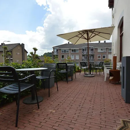 Classy In With Terrace Schin op Geul
